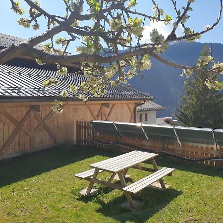 App Col Di Lana - Agriturismo La Majon Da Col Colle Santa Lucia Exterior photo