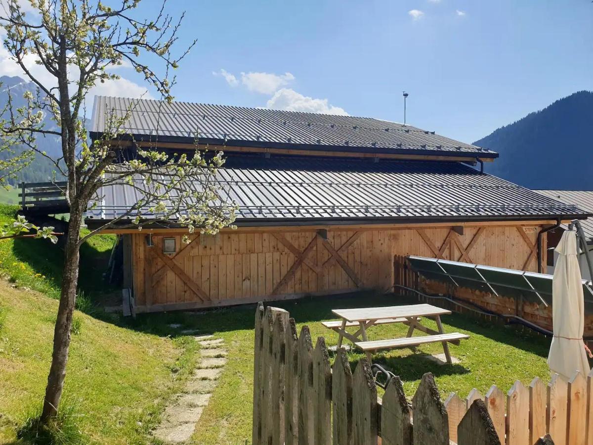 App Col Di Lana - Agriturismo La Majon Da Col Colle Santa Lucia Exterior photo